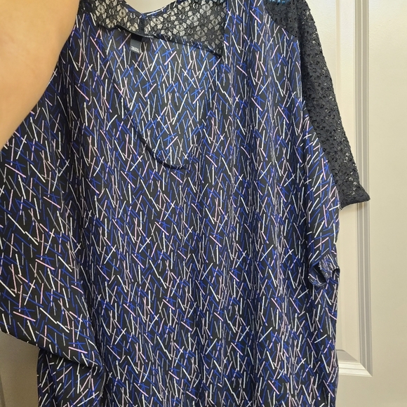 Clothes - Picture 13 of 13